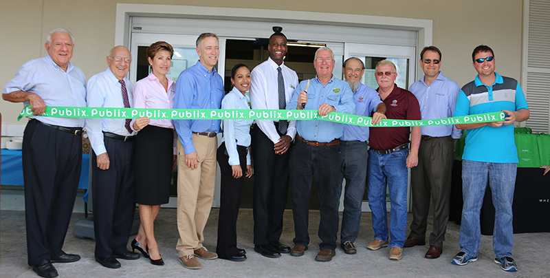 Ribbon Cutting Opens Loxahatchee Groves Commons | Town-Crier Newspaper