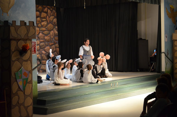 Binks Forest Students Stage ‘Cinderella Kids’ - Town-Crier Newspaper