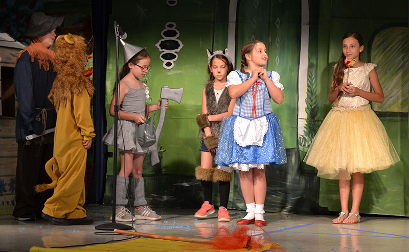 ‘The Wizard Of Oz’ On Stage At Acreage Pines - Town-Crier Newspaper