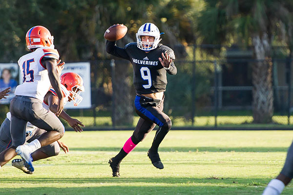 Whs Grabs 24 13 Homecoming Win Over Palm Beach Gardens Town