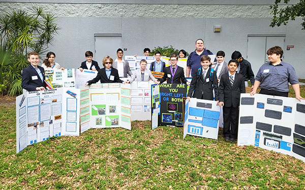 Molti dei vincitori della fiera della scienza provengono dalla Polo Park Middle School di Wellington