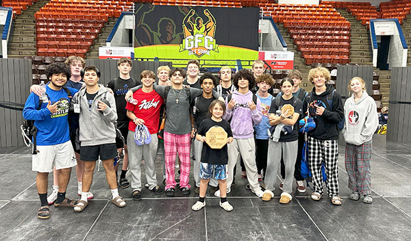 Local Wrestlers Travel To Michigan – Town-Crier Newspaper